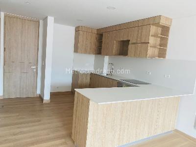 Apartamento en venta en Santa Barbara Occidental, Bogotá · foto 8 de 17