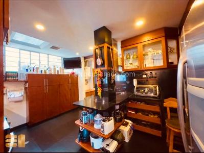 Apartamento en venta en Quintas De Santa Barbara, Bogotá · foto 4 de 13