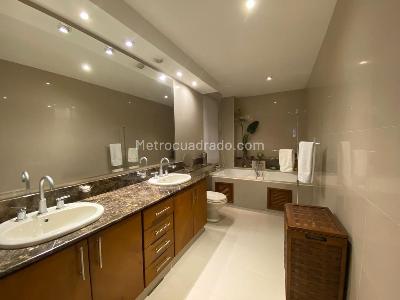 Apartamento de 3 alcobas en venta en Guadalquivir, Bogotá, 240 m² · foto 10 de 10
