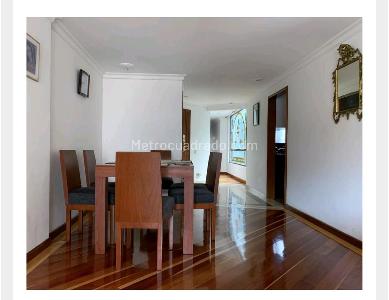 Apartamento de 3 alcobas en venta en Santa Ana Occidental, Bogotá, 129 m² · foto 3 de 11