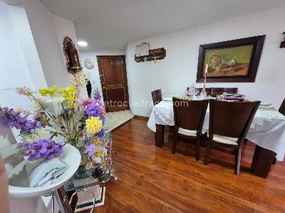 Apartamento de 3 alcobas en venta en Caobos Cedritos, Bogotá, 84 m² · foto 3 de 13