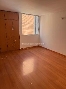 Apartamento de 3 alcobas en venta en Nueva Autopista Los Cedros, Bogotá, 80 m² · foto 6 de 13