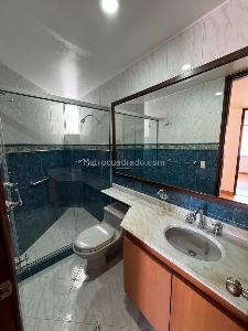 Apartamento de 3 alcobas en venta en Nogales De La Colina, Bogotá, 105 m² · foto 10 de 12