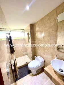 Casa de 5 alcobas en venta en Altos De Sotileza, Bogotá, 350 m² · foto 14 de 19