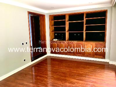 Casa de 4 alcobas en venta en Altos De Sotileza, Bogotá, 320 m² · foto 11 de 20