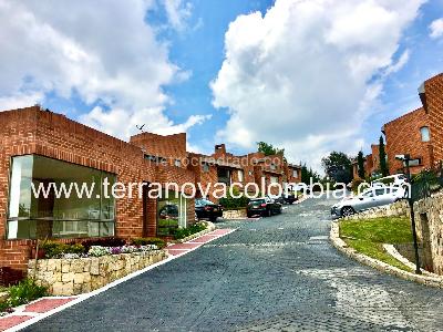 Casa de 4 alcobas en venta en Altos De Sotileza, Bogotá, 320 m² · foto 18 de 20