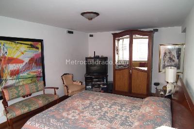 Apartamento de 3 alcobas en venta en Santa Barbara Occidental, Bogotá, 166 m² · foto 10 de 17