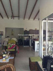 Casa de 3 alcobas en venta en Girardot Condominio, Girardot, 140 m² · foto 5 de 12