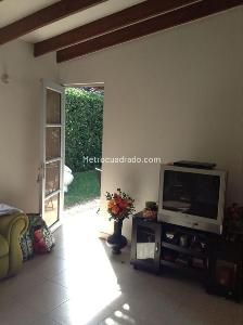Casa de 3 alcobas en venta en Girardot Condominio, Girardot, 140 m² · foto 10 de 12
