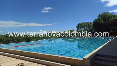 Casa de 4 alcobas en venta en Club Puerto Peñalisa, Girardot, 200 m² · foto 17 de 19