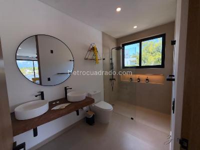 Casa de 4 alcobas en venta en Girardot Lagos Del Peñon, Girardot, 625 m² · foto 18 de 20