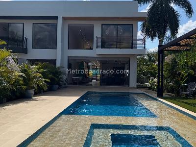 Casa de 4 alcobas en venta en Girardot Lagos Del Peñon, Girardot, 625 m² · foto 4 de 20