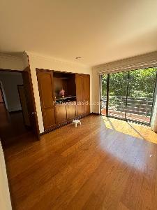Apartamento de 3 alcobas en venta en Lindaraja, Bogotá, 195 m² · foto 15 de 19