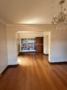 Apartamento de 3 alcobas en venta en Lindaraja, Bogotá, 195 m² · foto 18 de 19