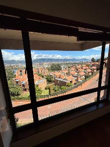 Apartamento de 3 alcobas en venta en Lindaraja, Bogotá, 195 m² · foto 4 de 19