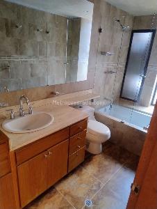 Apartamento de 3 alcobas en venta en La Carolina, Bogotá, 303 m² · foto 7 de 13