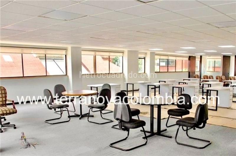 Edificio de Oficinas en Venta, CHICO NORTE, Bogotá D.C. - Więcej