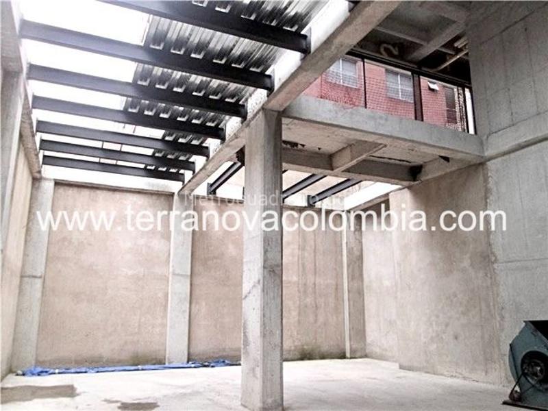 Edificio de Oficinas en Venta, SANTA BARBARA, Bogotá D.C. - Más