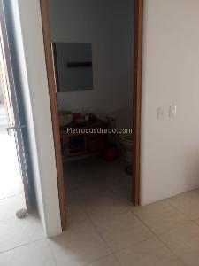 Casa de 4 alcobas en venta en Peñalisa, Girardot, 565 m² · foto 9 de 18