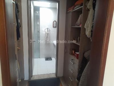 Casa de 4 alcobas en venta en Alhambra, Bogotá, 410 m² · foto 13 de 20