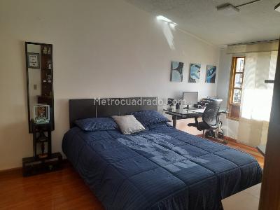 Casa de 4 alcobas en venta en Alhambra, Bogotá, 410 m² · foto 12 de 20