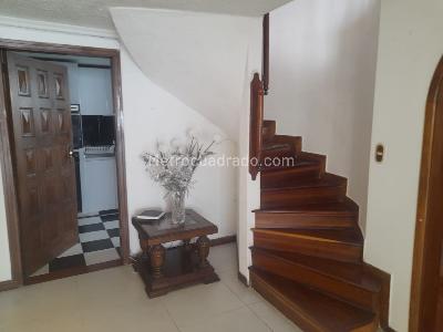 Casa de 4 alcobas en venta en Alhambra, Bogotá, 410 m² · foto 11 de 20