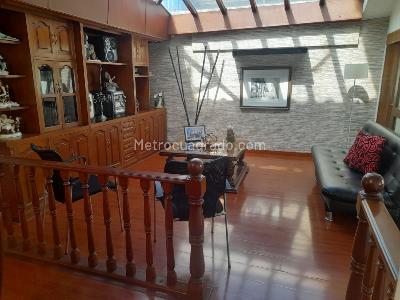 Casa de 4 alcobas en venta en Alhambra, Bogotá, 410 m² · foto 9 de 20