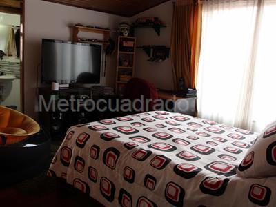 Casa en venta en Colina Campestre, Bogotá · foto 8 de 18