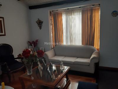Casa en venta en Cedritos Contador, Bogotá · foto 4 de 18