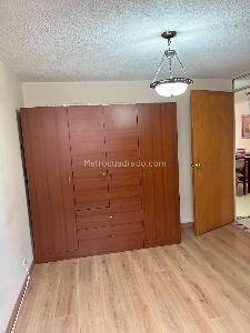 Apartamento de 2 alcobas en venta en Prado Veraniego, Bogotá, 47 m² · foto 8 de 12