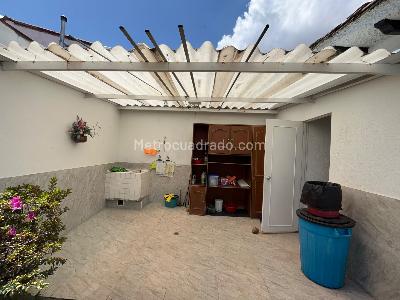 Casa de 3 alcobas en venta en Colina Iberia, Bogotá, 180 m² · foto 3 de 20