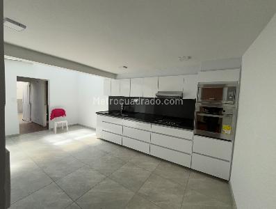 Casa de 3 alcobas en venta en Colina Iberia, Bogotá, 180 m² · foto 7 de 20