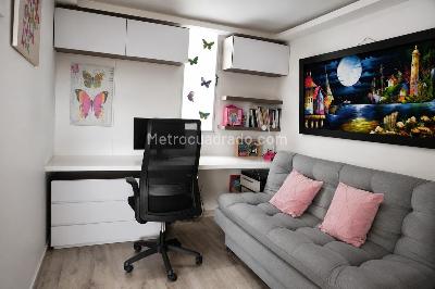 Apartamento de 2 alcobas en venta en Villa Alsacia, Bogotá, 75 m² · foto 3 de 11
