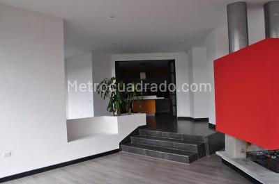 Casa de 5 alcobas en venta en Tundama, Bogotá, 485 m² · foto 2 de 20