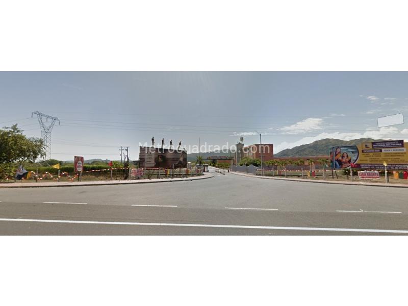 Lote en Venta, Parque Logistico Nacional Del Tolima, Ibagué - Más