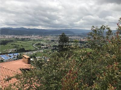 Casa de 4 alcobas en arriendo en Cra 7ma, Chía, 500 m² · foto 2 de 20