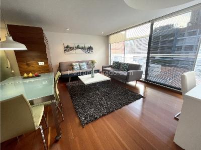 Apartaestudio en venta en Chico, Bogotá, 51 m² · foto 2 de 20