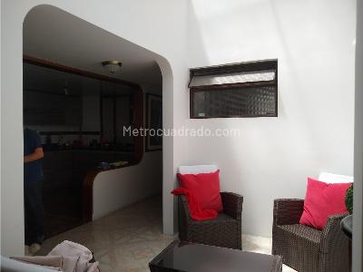 Casa de 5 alcobas en venta en El Prado, Bogotá, 400 m² · foto 9 de 20