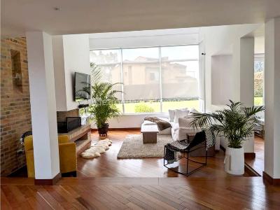 Casa de 4 alcobas en venta en San Simon, Bogotá, 323 m² · foto 5 de 20