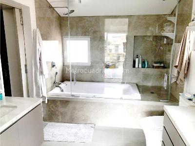 Casa de 4 alcobas en venta en San Simon, Bogotá, 323 m² · foto 15 de 20
