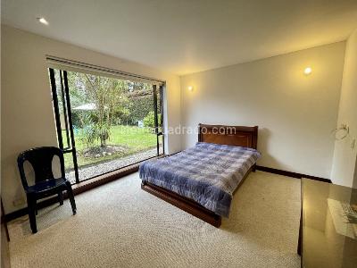 Casa de 4 alcobas en venta en Baskinta, Cajicá, 352 m² · foto 8 de 20