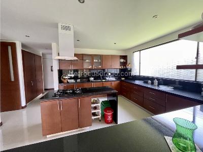 Casa de 4 alcobas en venta en Kalamary, Chía, 450 m² · foto 7 de 18