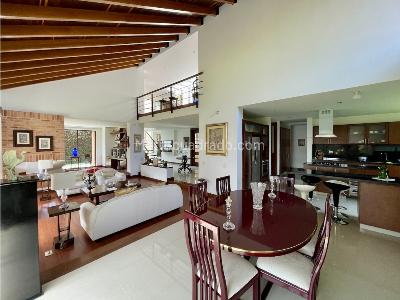 Casa de 4 alcobas en venta en Kalamary, Chía, 450 m² · foto 14 de 18