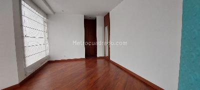 Casa de 5 alcobas en venta en San Jose De Bavaria, Bogotá, 294 m² · foto 13 de 20