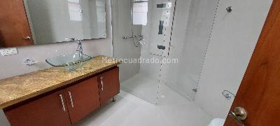 Casa de 5 alcobas en venta en San Jose De Bavaria, Bogotá, 294 m² · foto 17 de 20