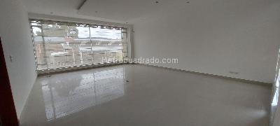 Casa de 5 alcobas en venta en San Jose De Bavaria, Bogotá, 294 m² · foto 18 de 20