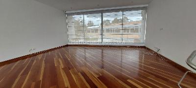 Casa de 5 alcobas en venta en San Jose De Bavaria, Bogotá, 294 m² · foto 7 de 20