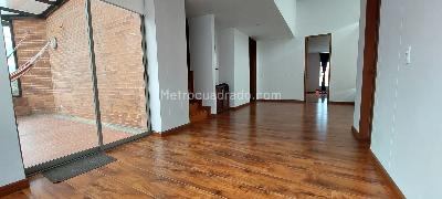 Casa en venta en San Jose De Bavaria, Bogotá · foto 10 de 20