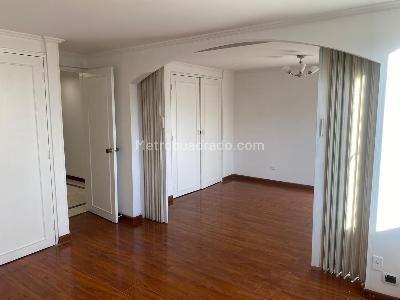 Apartamento en venta en Alhambra, Bogotá · foto 8 de 19
