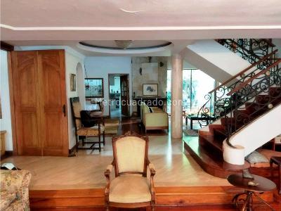 Casa de 4 alcobas en venta en Santa Ana Occidental, Bogotá, 500 m² · foto 6 de 20